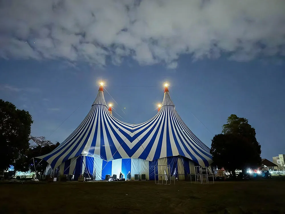 Blue and white circus tent (4)