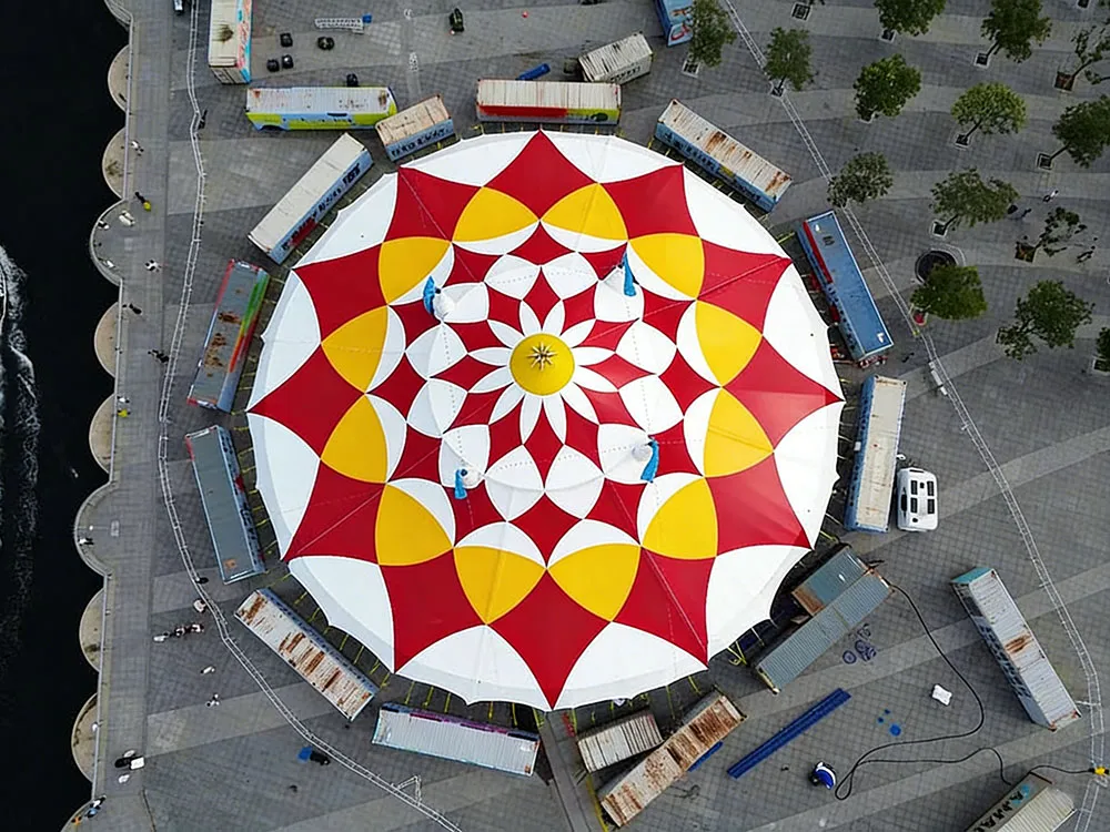 big top carnival tent (2)